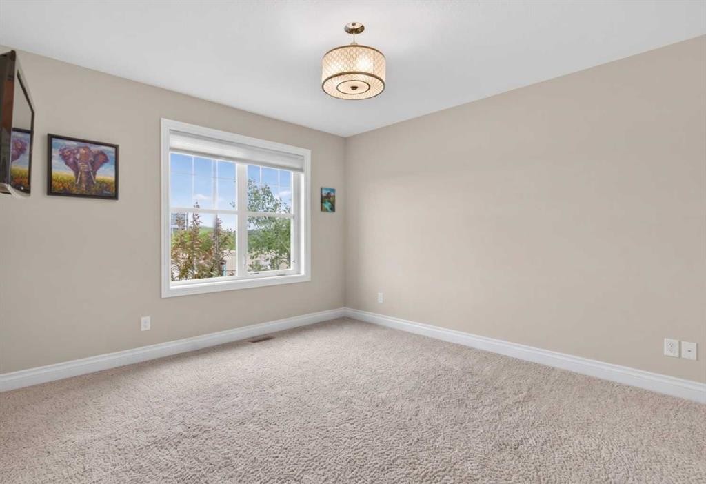 340 Quarry Park Boulevard Se, Calgary, AB