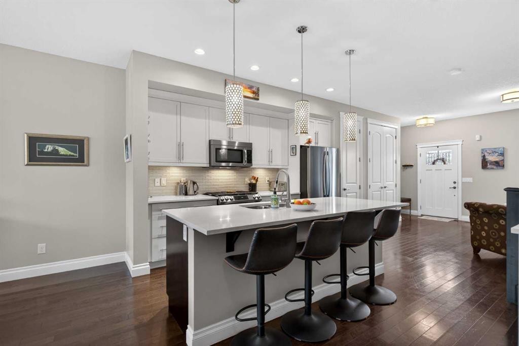 340 Quarry Park Boulevard Se, Calgary, AB