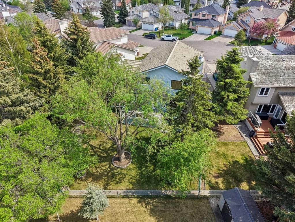 187 Hampshire Close Nw, Calgary, AB - Outdoor