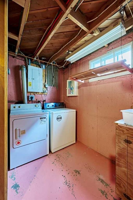2511 22 Street Nw, Calgary, AB - Indoor Photo Showing Laundry Room