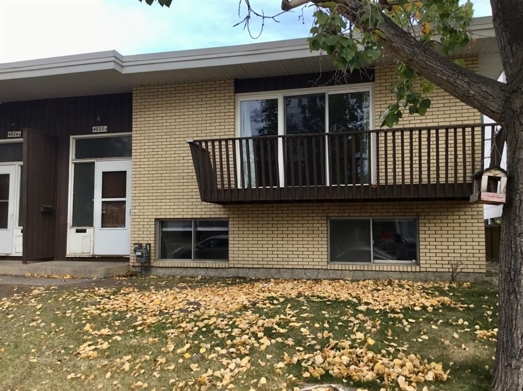 4824 Varsity Drive Nw, Calgary, AB - Outdoor