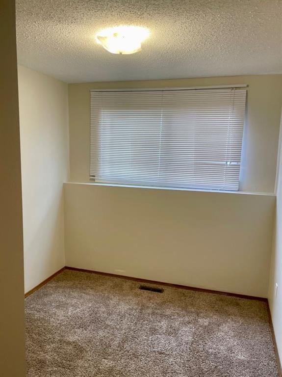 4824 Varsity Drive Nw, Calgary, AB - Indoor Photo Showing Other Room