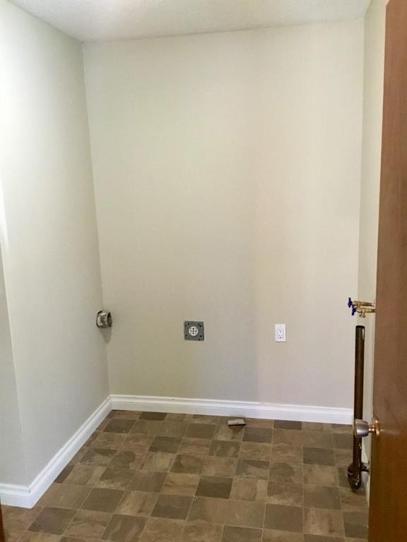 4824 Varsity Drive Nw, Calgary, AB - Indoor