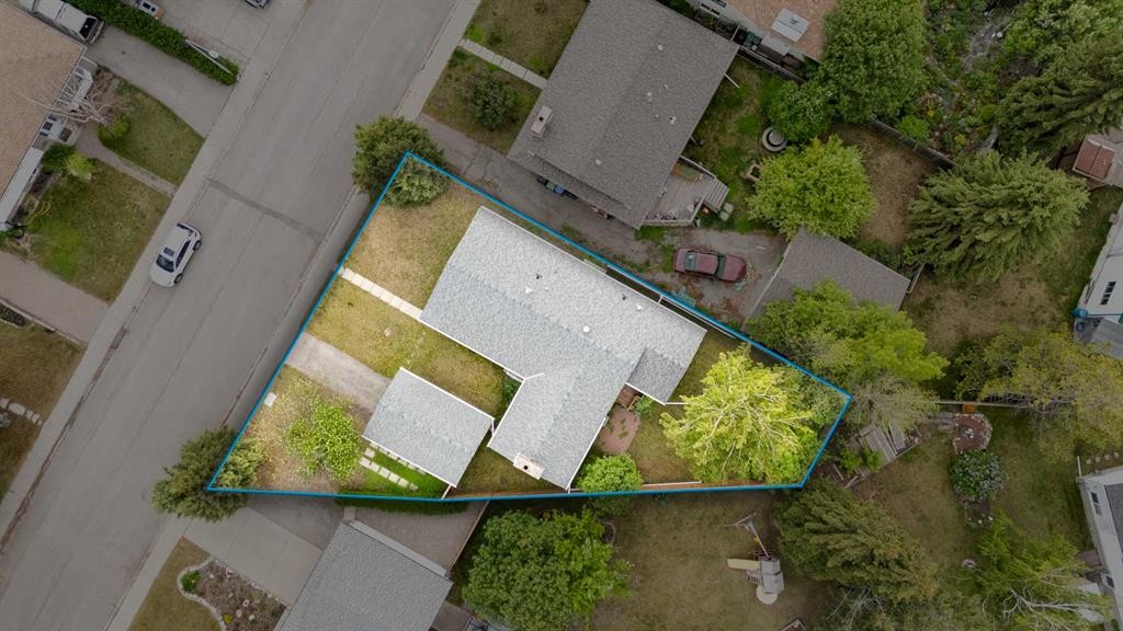 3394 Breton Close Nw, Calgary, AB - Outdoor With View