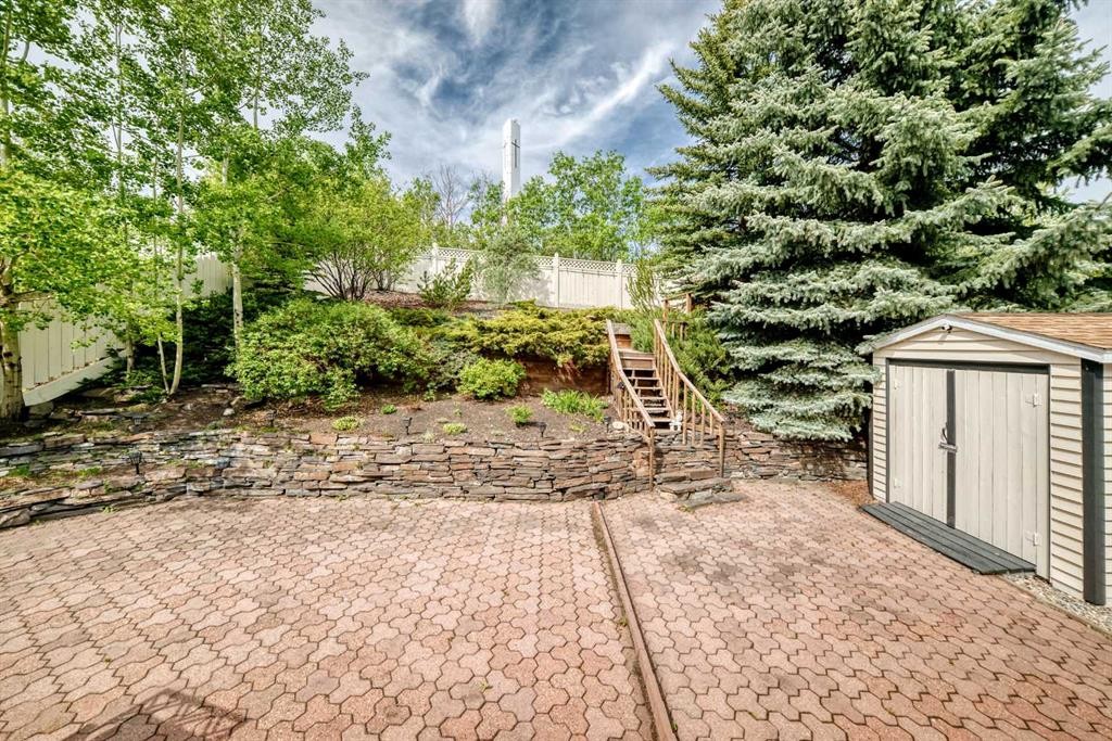 116 Shawnee Way Sw, Calgary, AB