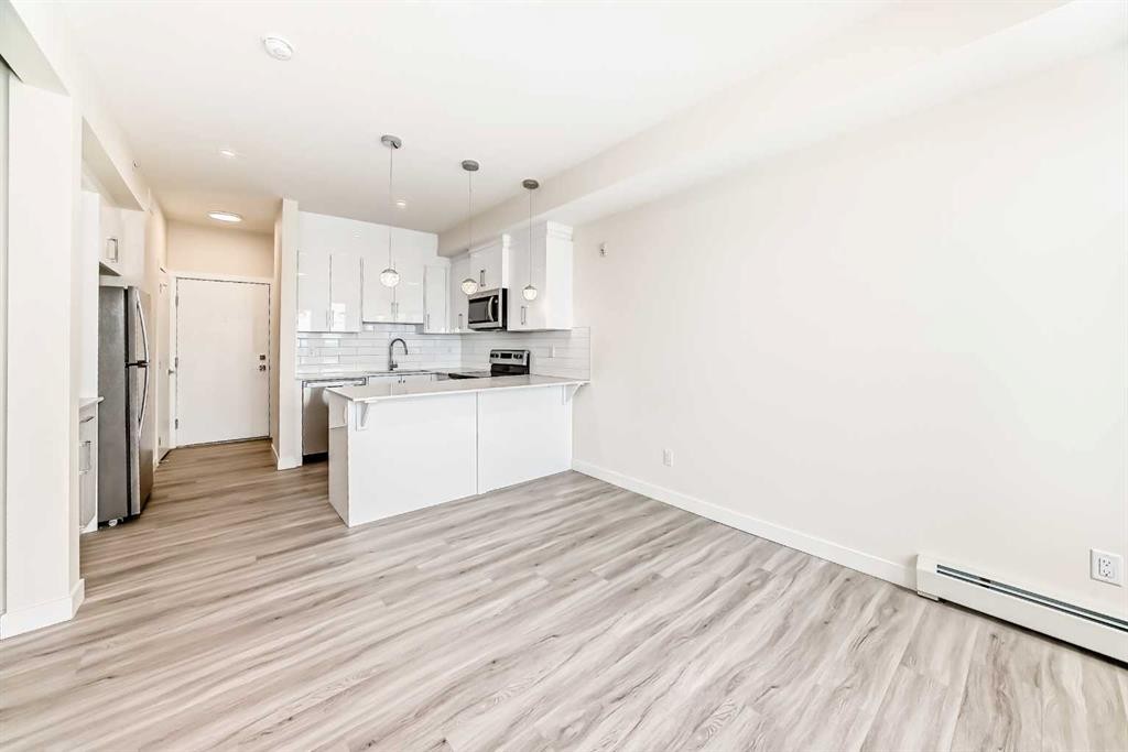 2406-15 Skyview Point Crescent, Calgary, AB - Indoor Photo Showing Kitchen
