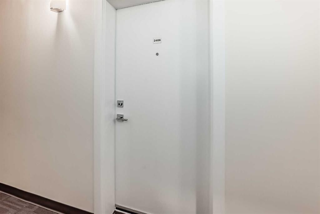 2406-15 Skyview Point Crescent, Calgary, AB - Indoor Photo Showing Other Room