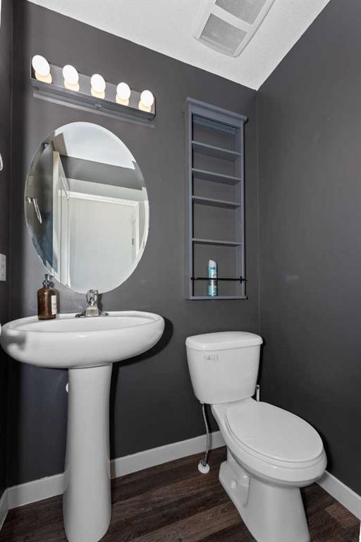 140 Cascades Pass, Chestermere, AB - Indoor Photo Showing Bathroom