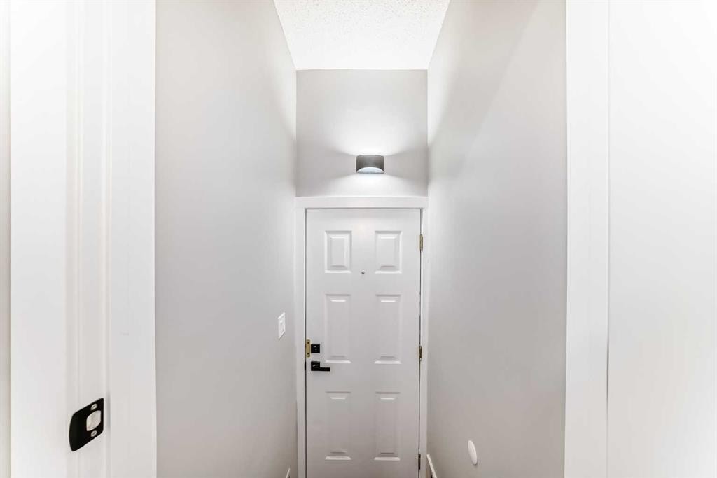 1635 24 Avenue Nw, Calgary, AB