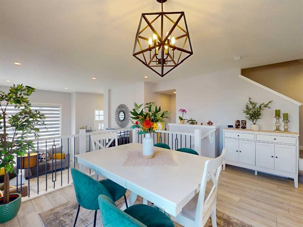 1842 Rangeview Drive Se, Calgary, AB - Indoor Photo Showing Dining Room