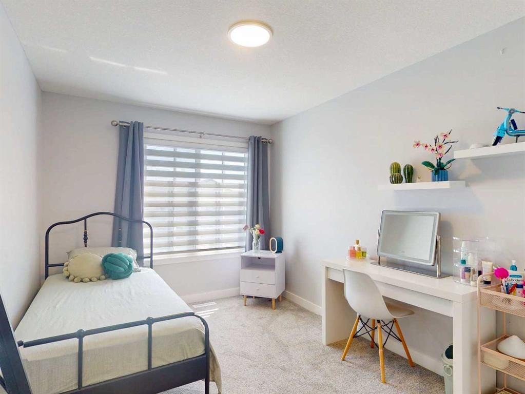 1842 Rangeview Drive Se, Calgary, AB - Indoor Photo Showing Bedroom