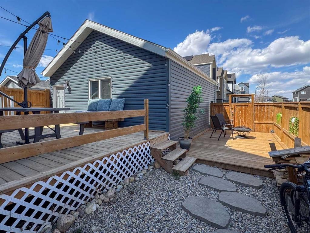 1842 Rangeview Drive Se, Calgary, AB - Outdoor With Deck Patio Veranda