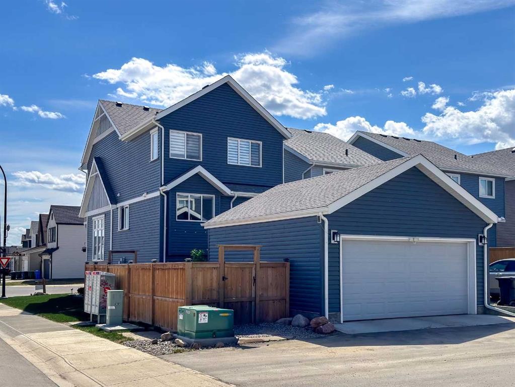 1842 Rangeview Drive Se, Calgary, AB - Outdoor
