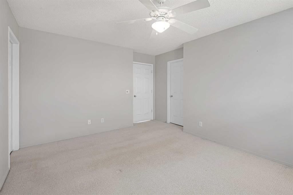 2504-7171 Coach Hill Road, Calgary, AB - Indoor Photo Showing Other Room