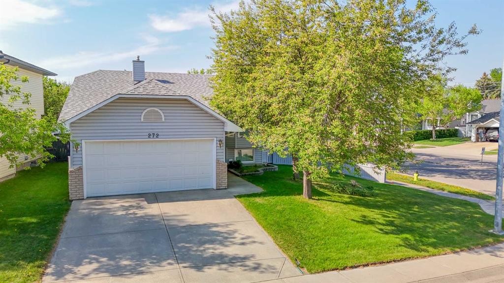 272 Covington Road Ne, Calgary, AB - Outdoor