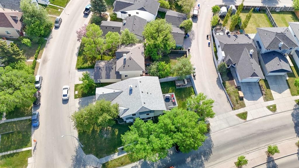 272 Covington Road Ne, Calgary, AB - Outdoor With View