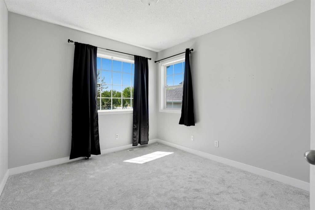 141 Shannon Square Sw, Calgary, AB - Indoor