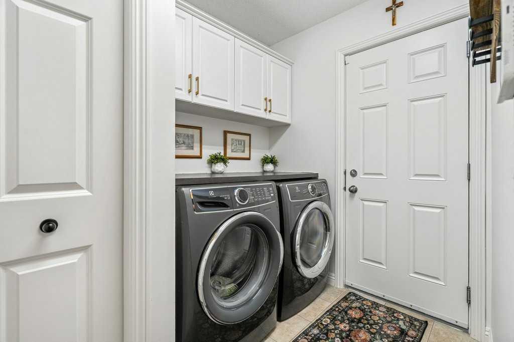 262 Autumn Circle Se, Calgary, AB