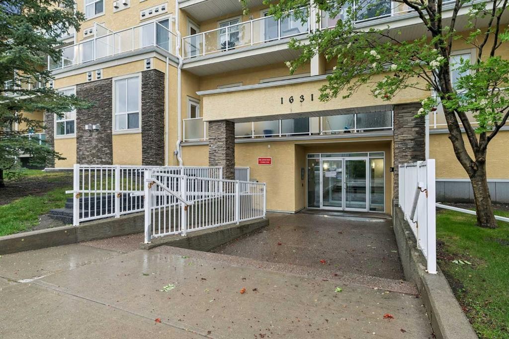 310-1631 28 Avenue Sw, Calgary, AB - Outdoor With Balcony