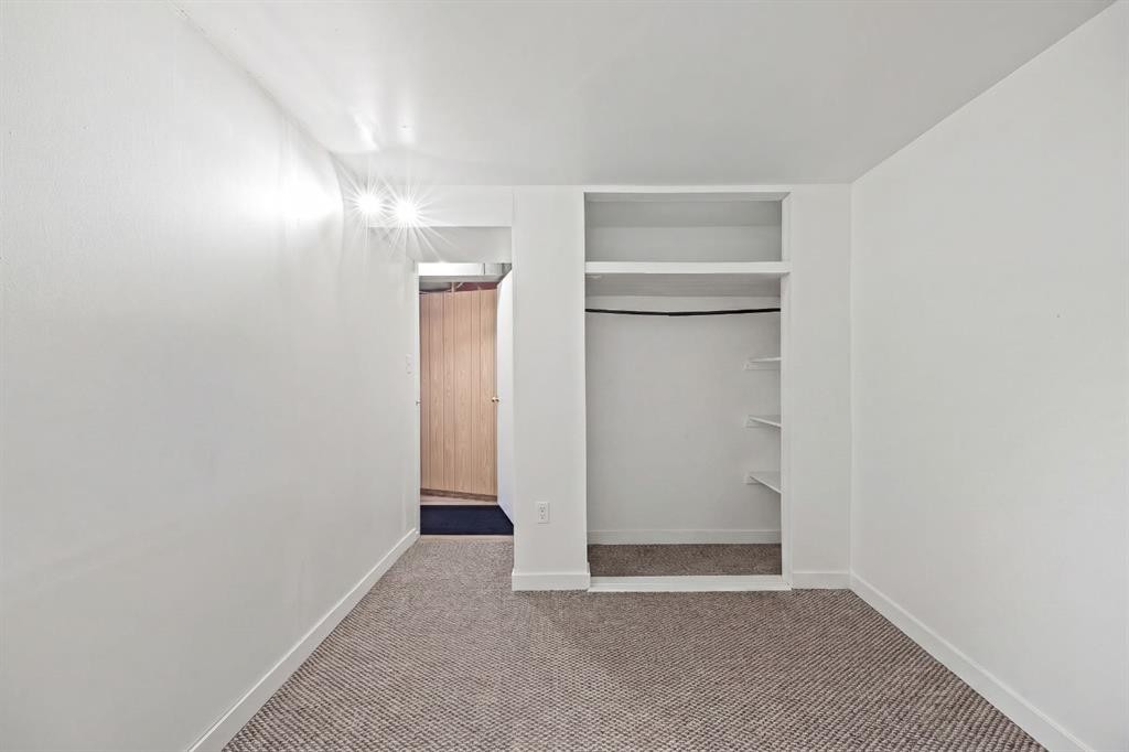 1307 Radisson Drive Se, Calgary, AB - Indoor Photo Showing Other Room