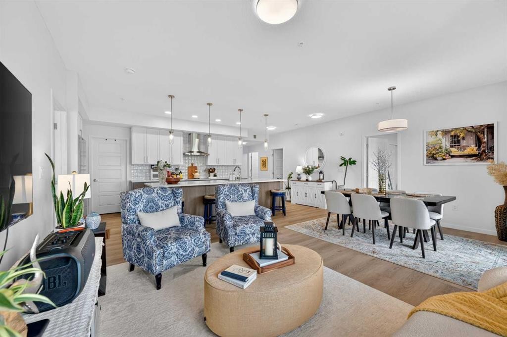 3208-20295 Seton Way Se, Calgary, AB - Indoor Photo Showing Living Room
