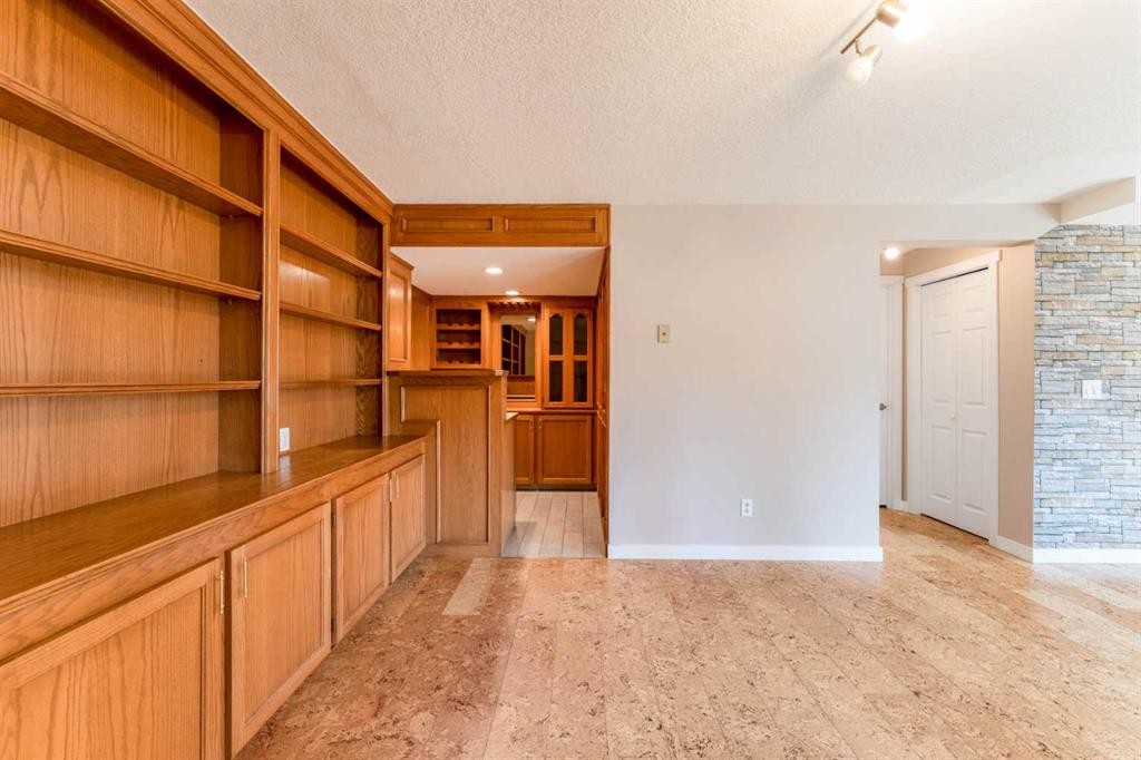 145 Hawkdale Circle Nw, Calgary, AB - Indoor Photo Showing Other Room