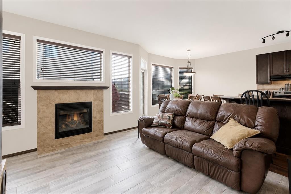 265 Brightonwoods Gardens Se, Calgary, AB
