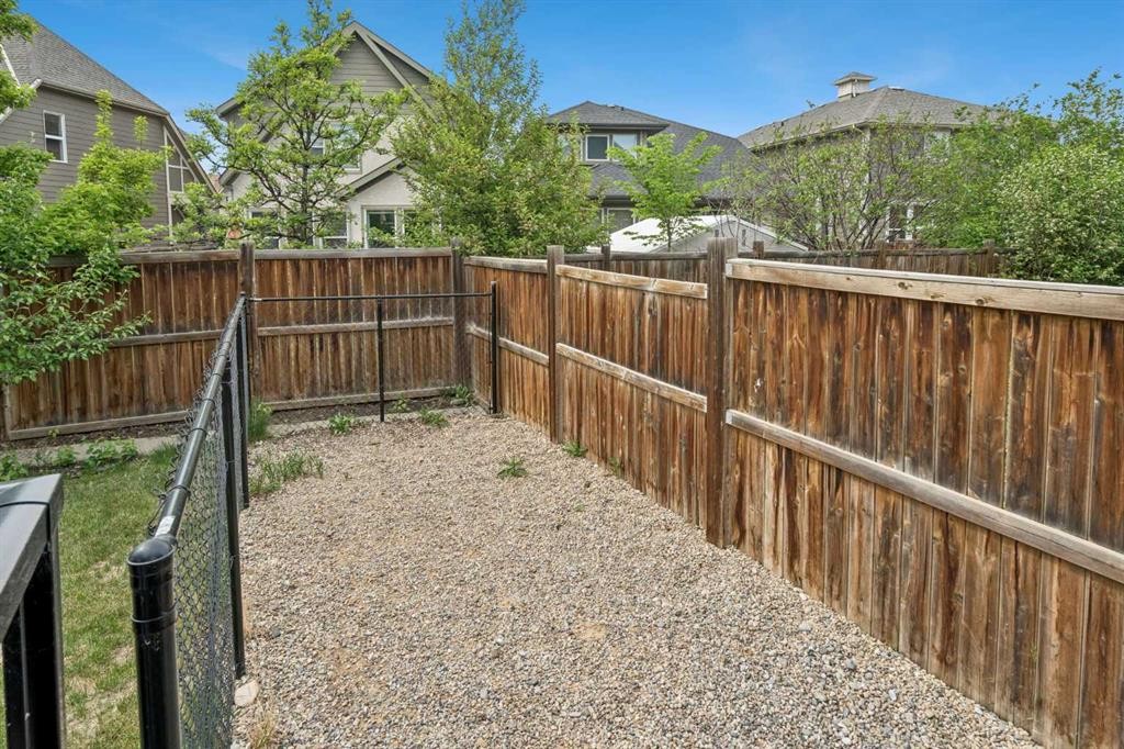45 Mahogany Terrace Se, Calgary, AB - Outdoor