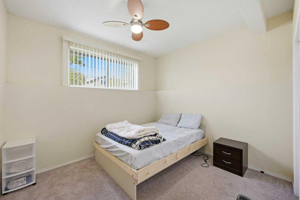 141 Martin Crossing Crescent Ne, Calgary, AB - Indoor Photo Showing Bedroom