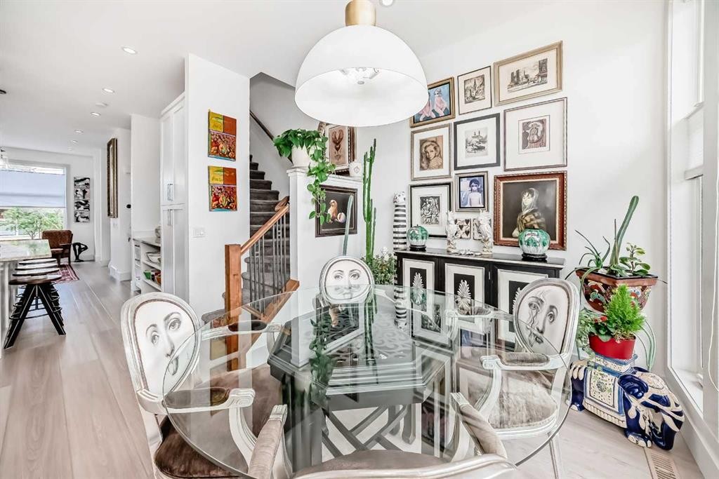 1048 Regal Crescent Ne, Calgary, AB - Indoor Photo Showing Dining Room