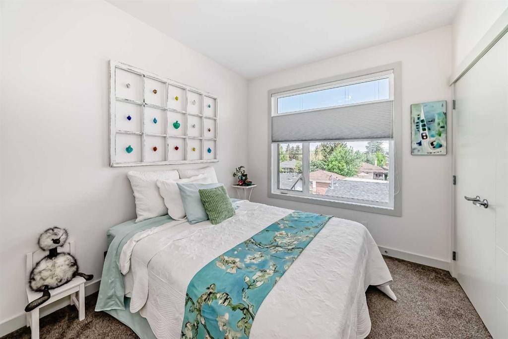 1048 Regal Crescent Ne, Calgary, AB - Indoor Photo Showing Bedroom