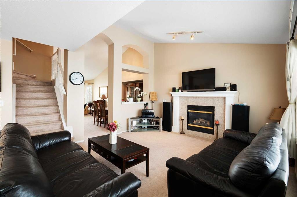 141 Arbour Stone Close Nw, Calgary, AB