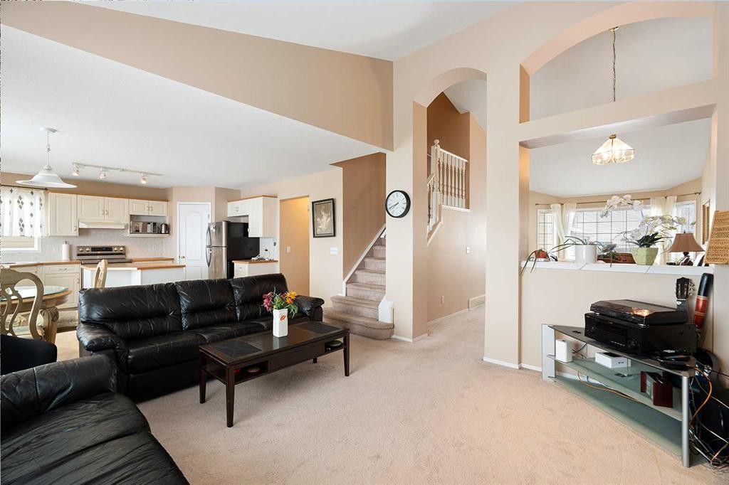 141 Arbour Stone Close Nw, Calgary, AB