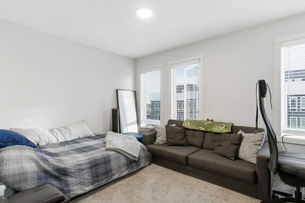 410-338 Seton Circle Se, Calgary, AB - Indoor