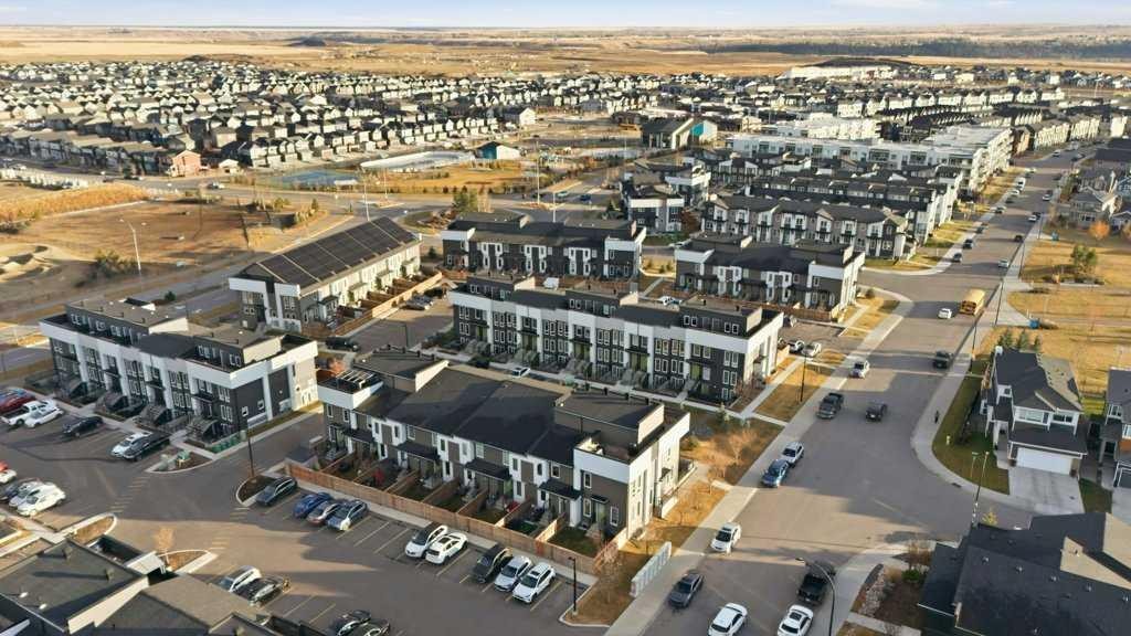 410-338 Seton Circle Se, Calgary, AB - Outdoor With View