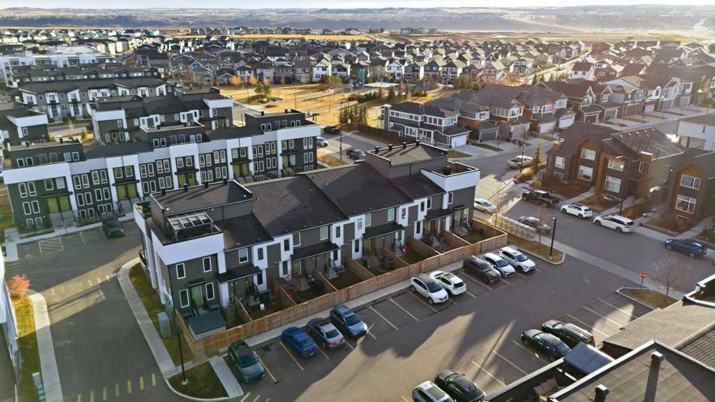 410-338 Seton Circle Se, Calgary, AB - Outdoor With View
