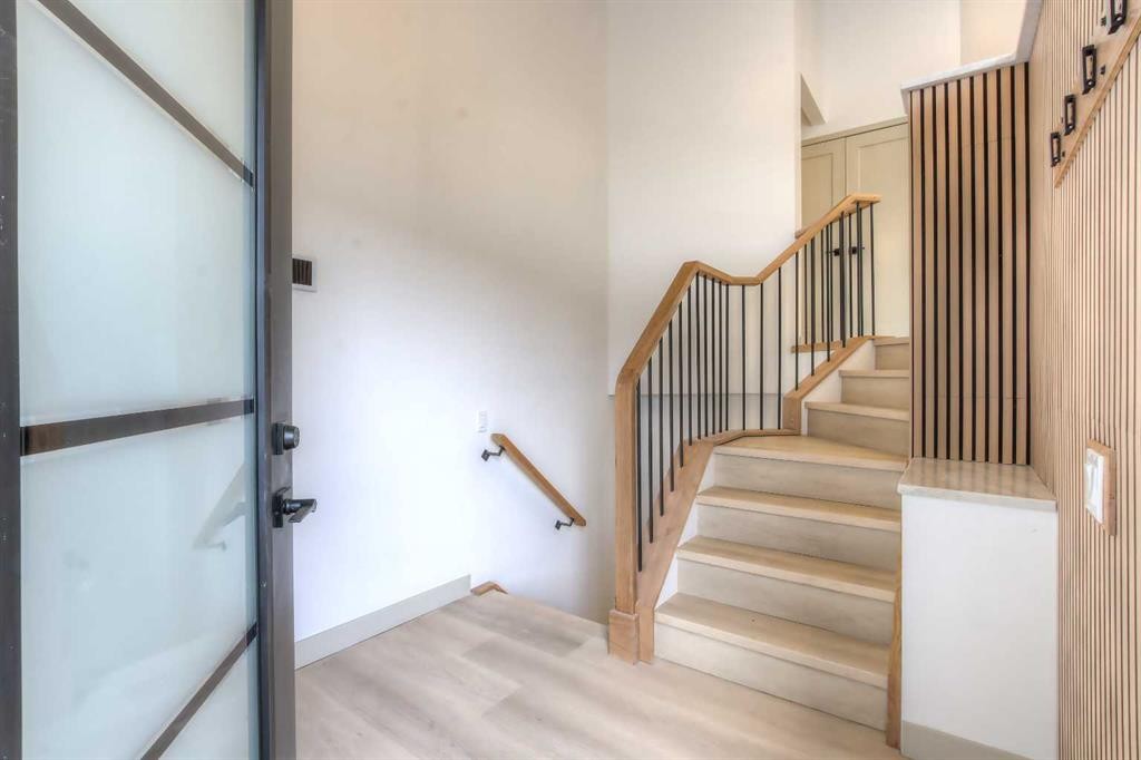 81 Coventry Circle Ne, Calgary, AB - Indoor Photo Showing Other Room