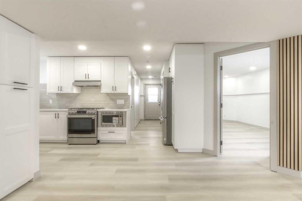 81 Coventry Circle Ne, Calgary, AB - Indoor Photo Showing Kitchen
