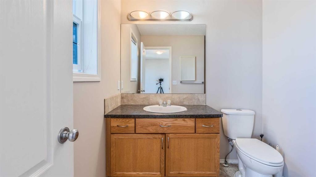 23 Taralake Road Ne, Calgary, AB - Indoor Photo Showing Bathroom