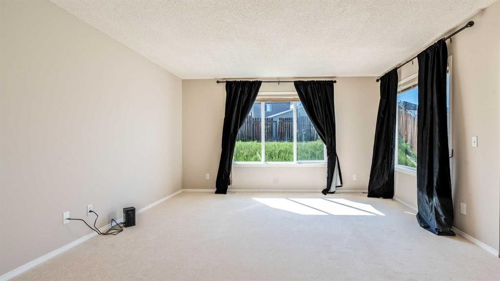 23 Taralake Road Ne, Calgary, AB - Indoor Photo Showing Other Room