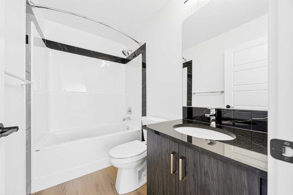 264 Edith Place Nw, Calgary, AB