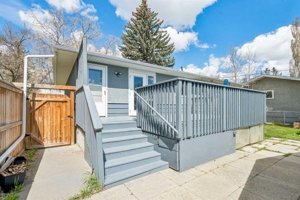 7224 Farrell Road Se, Calgary, AB - Outdoor With Deck Patio Veranda With Exterior