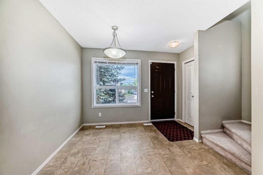 501 Saddlecrest Boulevard Ne, Calgary, AB