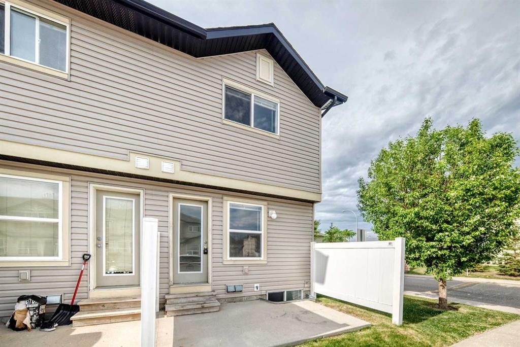 501 Saddlecrest Boulevard Ne, Calgary, AB
