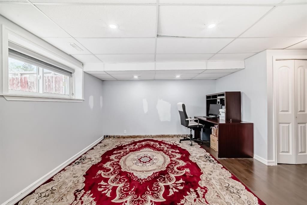 116 Pineson Place Ne, Calgary, AB - Indoor Photo Showing Other Room