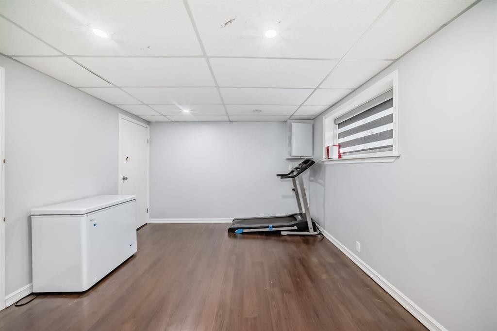 116 Pineson Place Ne, Calgary, AB - Indoor Photo Showing Gym Room
