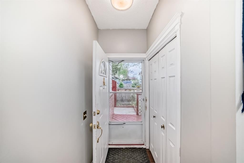 116 Pineson Place Ne, Calgary, AB - Indoor Photo Showing Other Room