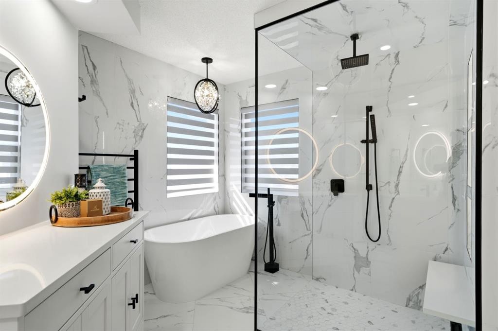 212 Willowmere Close, Chestermere, AB - Indoor Photo Showing Bathroom