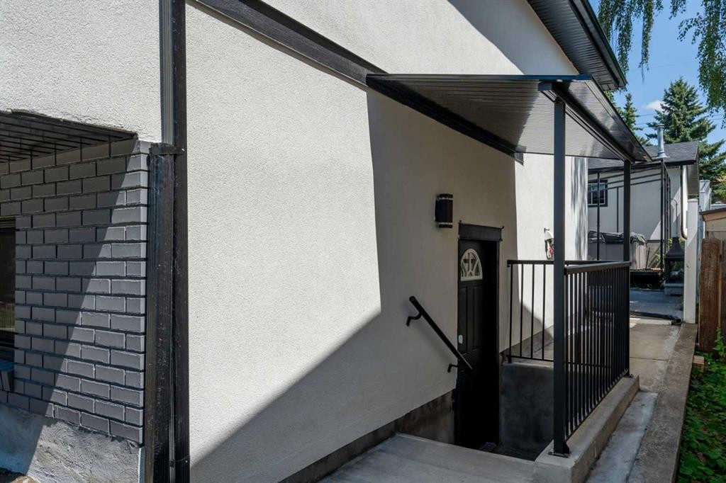 312 Queensland Road Se, Calgary, AB - Outdoor With Exterior