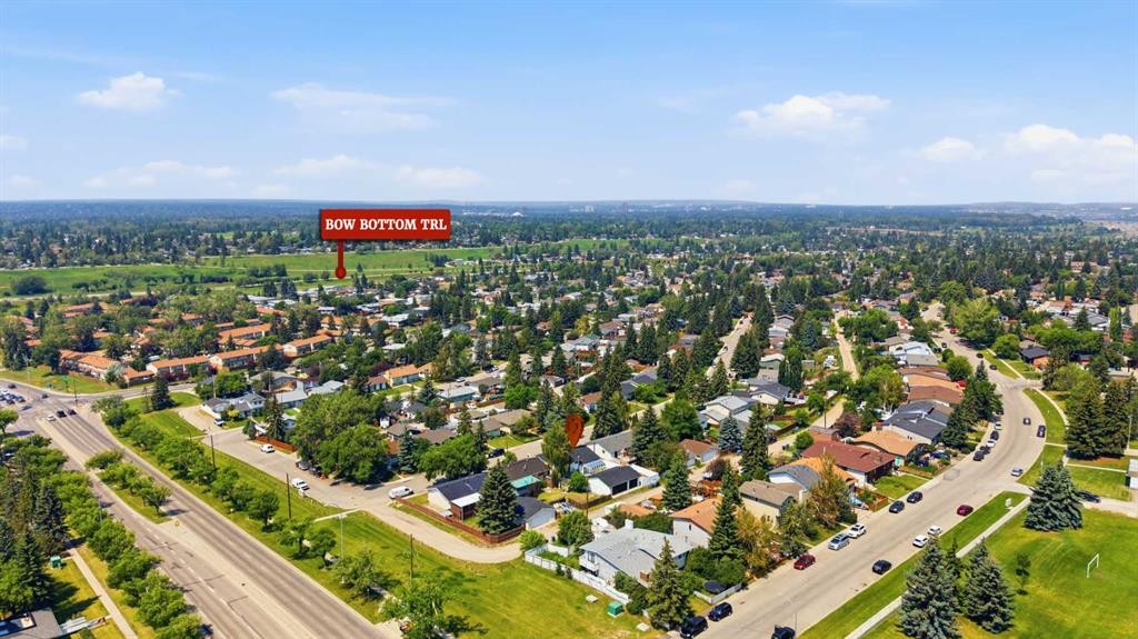312 Queensland Road Se, Calgary, AB - Outdoor With View